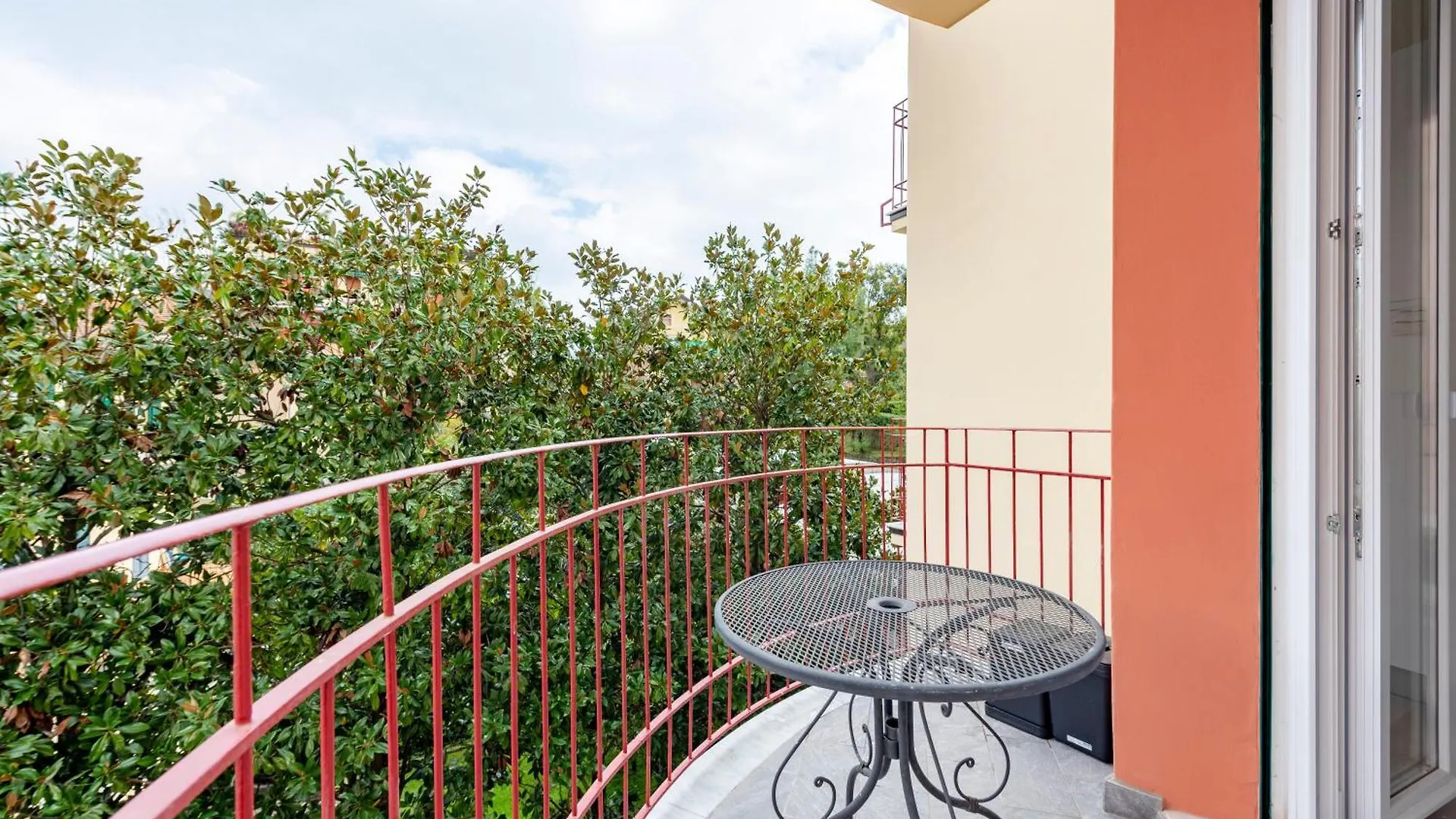 Joivy Blissful Flat For 6, Close To The Beach Santa Margherita Ligure